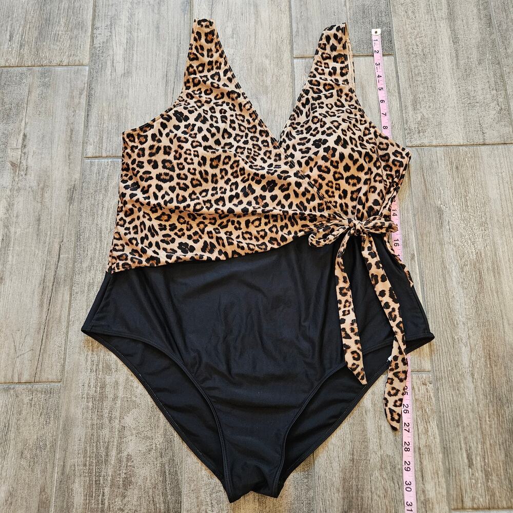 Summersalt Swimsuit Womens Size 22 Perfect Wrap One-Piece‎ Leopard Black V Neck - Picture 7 of 15
